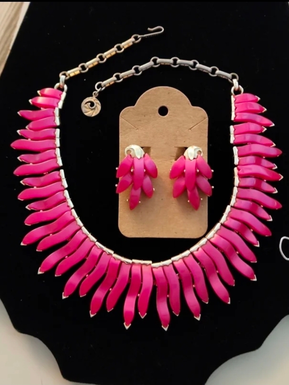 RARE Vintage LISNER Demi Parure Elegant Unique Pink Silver Tone Necklace 16"